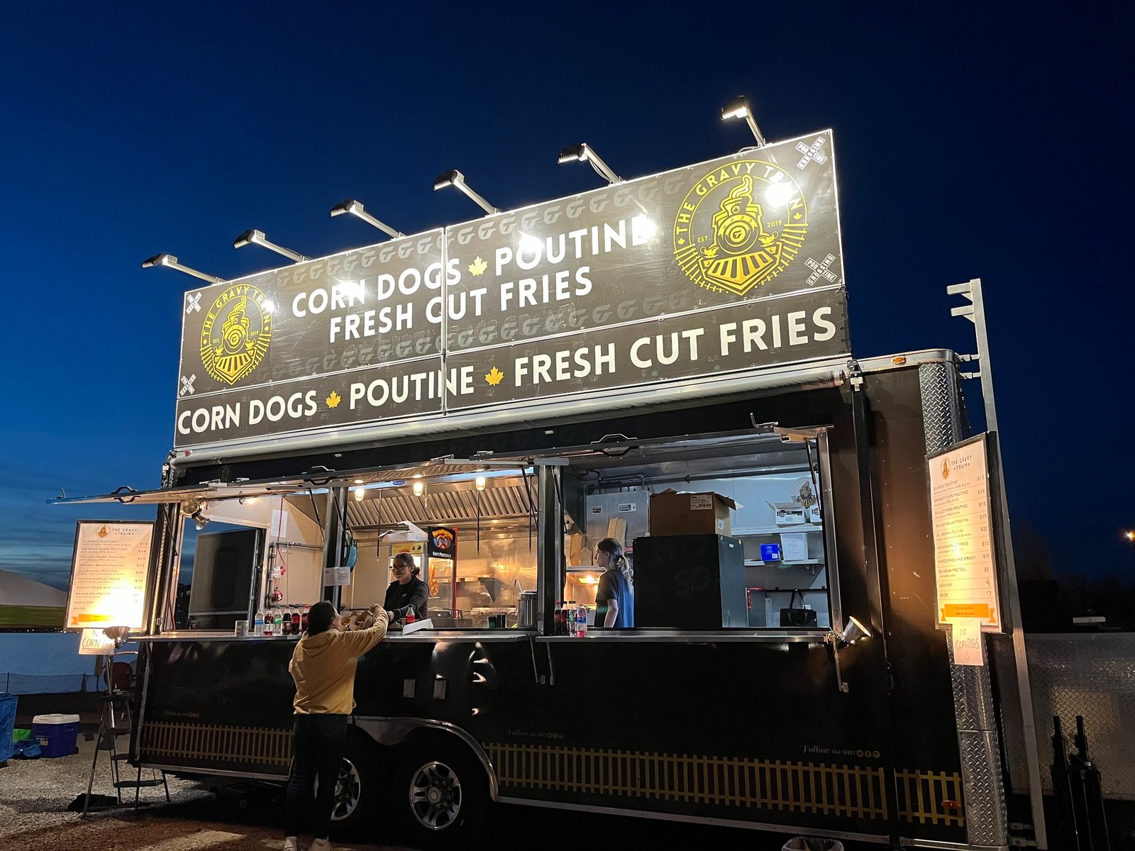 food truck at night